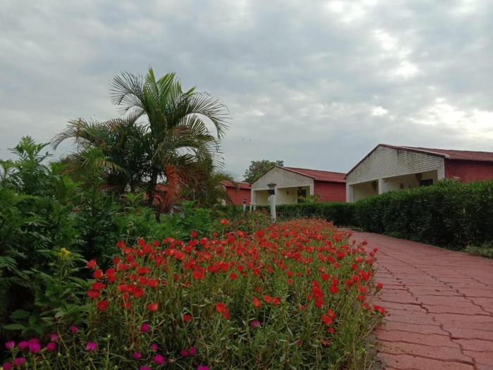 Satkosia Hill View Resort,,3 star