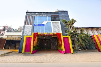 Townhouse Esic Medical College Faridabad Formerly Royal Mountain,,3 star