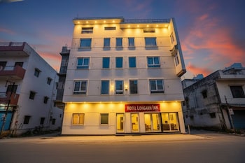 Fabhotel Lohgarh Inn,Near Railway Station,3 star