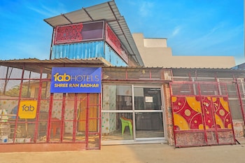 Via Shree Ram Aadhar,Ayodhya,3 star