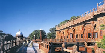 Bal Samand Lake Palace,,3.5 star