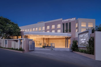 Courtyard Tiruchirappalli,,3 star