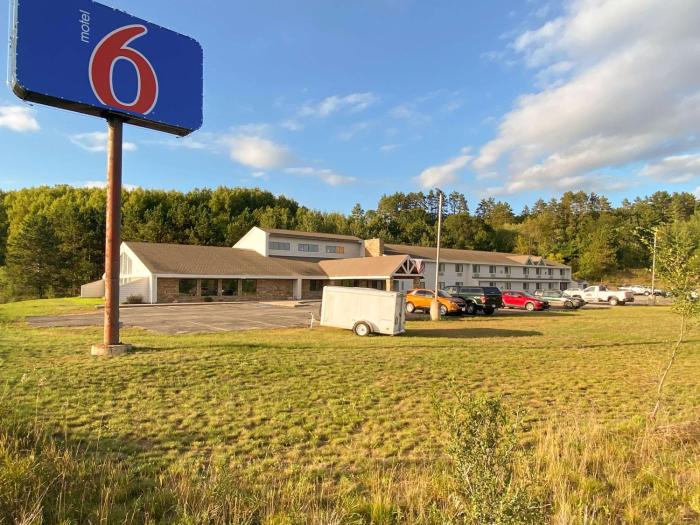 Motel 6 Norway, Mi,,2 star