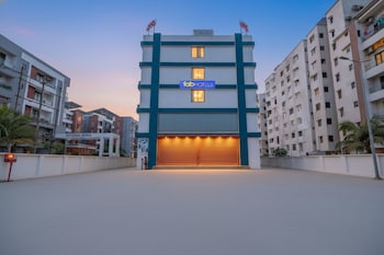 fabhotel prime ace ii near jupiter hospital atladara