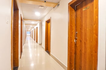 Fabhotel Embassy,Magarpatta,3 star