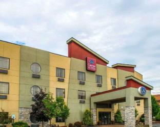 comfort suites monaca