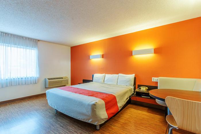 Motel 6 Wisconsin Rapids, Wi,Stevens Point>>Portage County,2 star