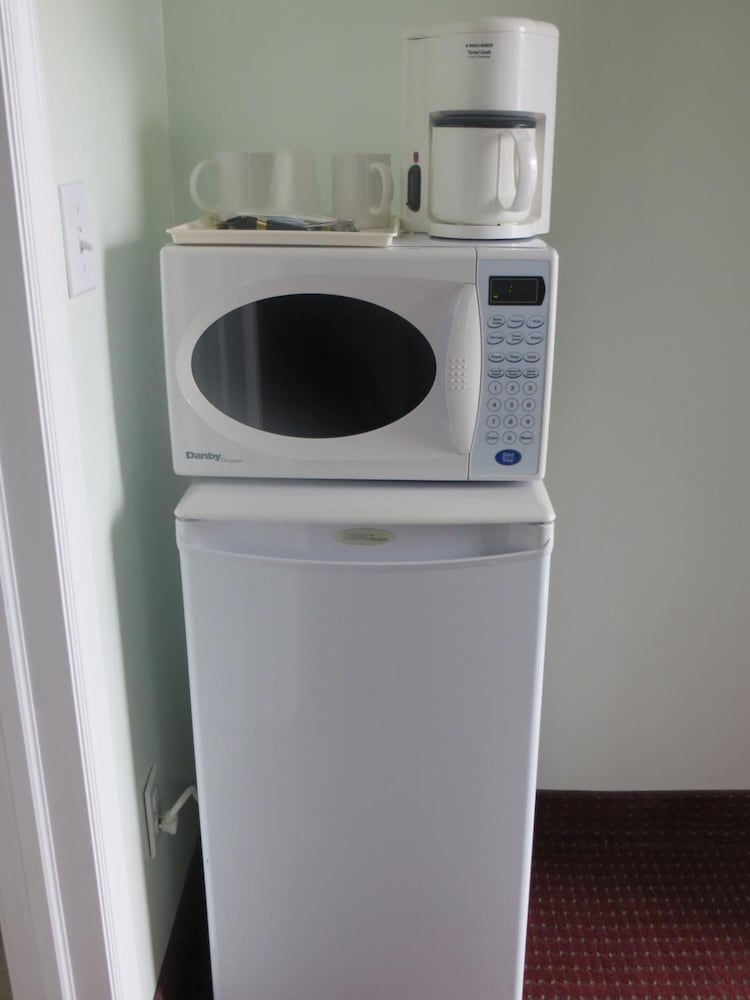 Huntsville Inn,Huntsville>>Baysville,2 star