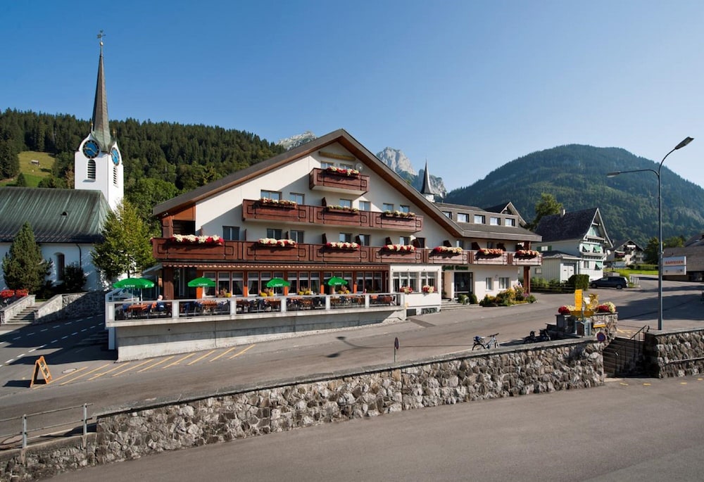 Hotel Sonne,Toggenburg>>Gams,3 star
