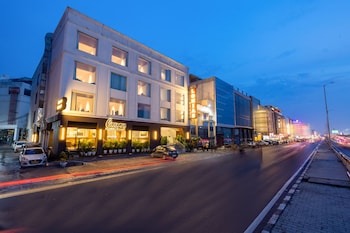 Lohias Hotel,,3 star