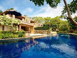 pool villa merumatta senggigi