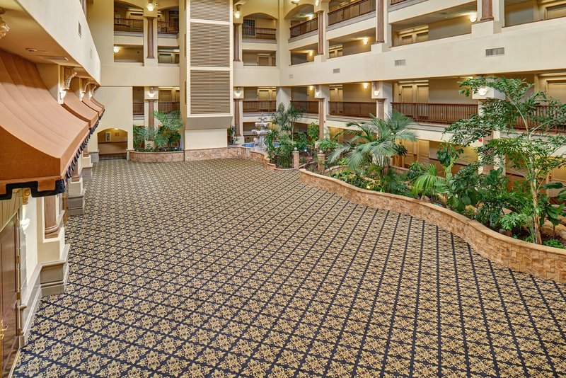 Radisson Hotel El Paso Airport,Fort Bliss>>El Paso,3.5 star