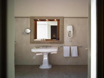 Villa Fenaroli Palace Hotel,Lombardy>>Brescia,4 star