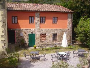Fattoria Gambaro Di Petrognano,Near Pinocchio Park,3 star