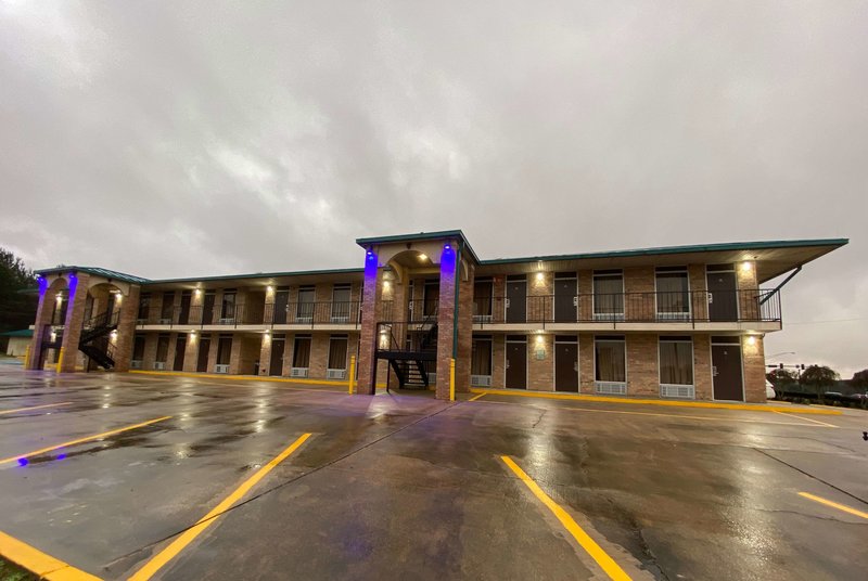 Days Inn By Wyndham Forest,Meridian>>Forest,2 star