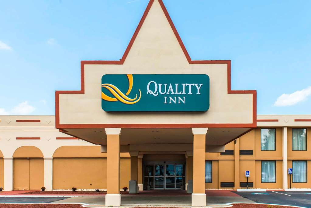 Quality Inn,Pittsburgh>>New Kensington,2.5 star