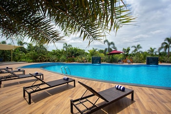 Trishvam Symphony Luxury Resorts & Spa,Shoolagiri,4 star