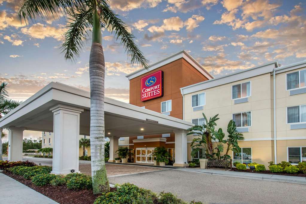 comfort suites sarasota siesta key