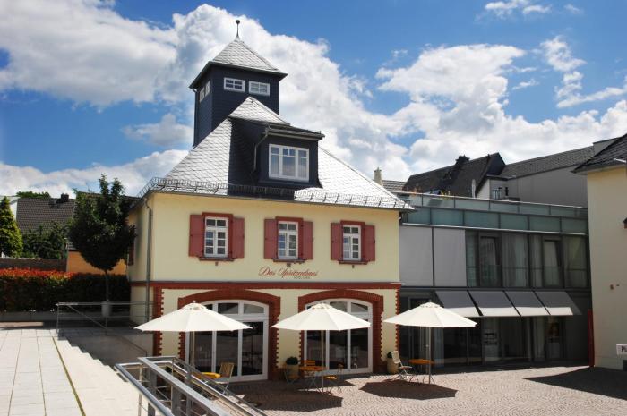 Das Spritzenhaus,Frankfurt>>Eltville Am Rhein,3 star