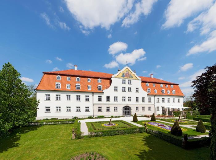 Hotel Schloss Lautrach,Lautrach>>Kirchheim,4 star