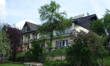Landhotel Maarheide Garni,Niederdürenbach>>Maria Laach,3 star