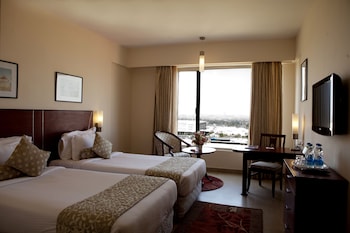 Leo Biz Hotel At Leonia,,3 star