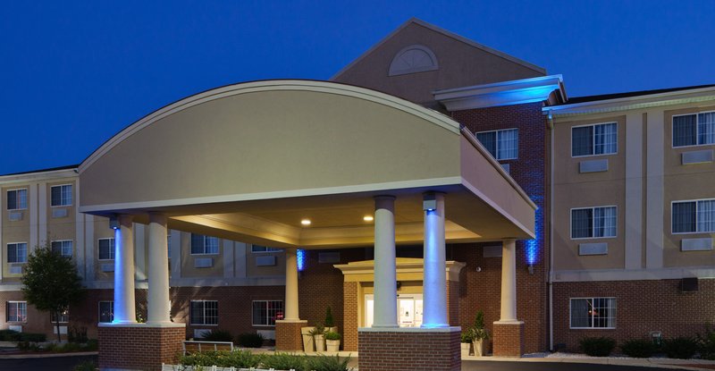 Holiday Inn Express Hotel & Suites Defiance, An Ihg Hotel,Defiance County>>Defiance,2.5 star