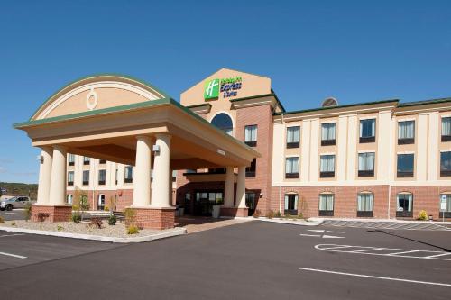 Holiday Inn Express Hotel & Suites Clearfield By Ihg,Dubois>>Clearfield,3 star