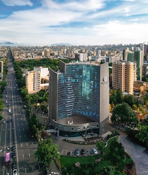 Doubletree By Hilton Hotel Yerevan City Centre,Kentron>>Yerevan,4 star