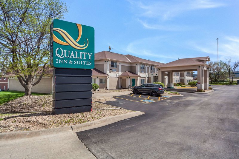quality inn and suites