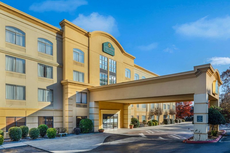 Best Western Plus Dalton Inn,Georgia>>Dalton,2.5 star