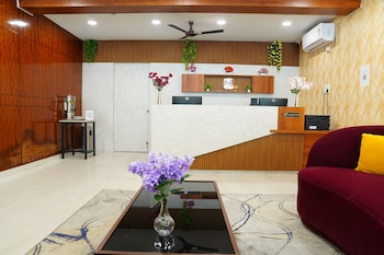 Maalyasa Hotel & Suites,Gachibowli,3 star