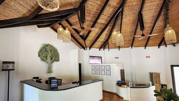 Reunion Hotel And Wellness Center,,3 star