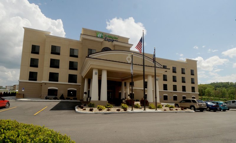 Holiday Inn Express Somerset, An Ihg Hotel,Donegal>>Cambria County,2.5 star
