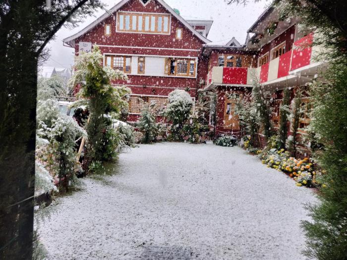 Walisons Hotel,Srinagar>>Jammu And Kashmir,3 star