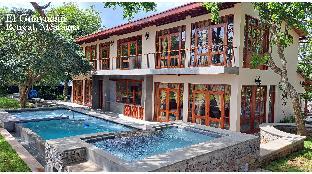 El Guayacan Retreat,,3 star