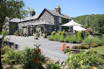 Aberdunant Hall Country Hotel,Dolbenmaen>>Caernarfon,3.5 star