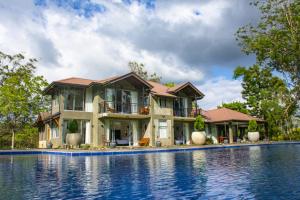 Grand Argyle Resort & Villas,,3 star