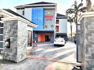 buddiez hotel and resort