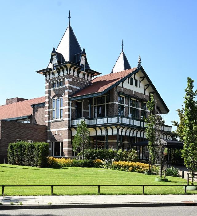 Wapen Van Hengelo Residence Suites,,4 star