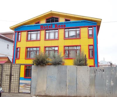 Heritage Rose Inn,Dal Lake,3 star