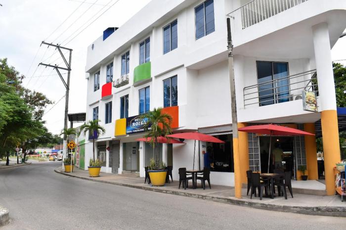ayenda hotel roisa