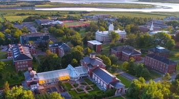 Acadia University,,3 star
