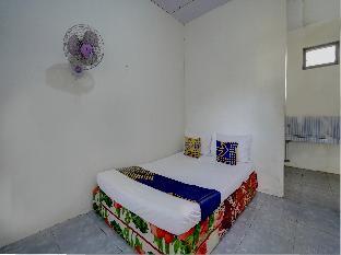 Spot On 92855 Griya Sandi Syariah Rogojampi,,2 star