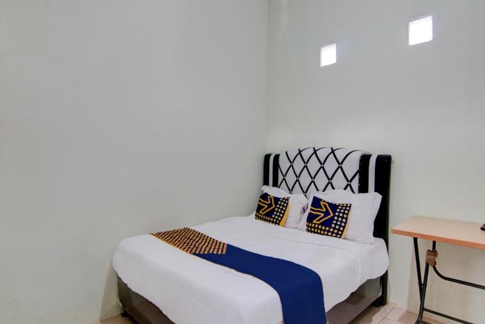 Spot On 92797 Awi Stay Syariah,,2 star