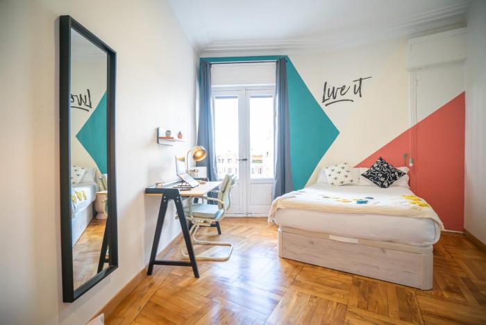 Live It Madrid Chamberi,,3 star