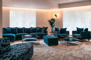 residence hoteliere chambord au coeur de menton entierement renovee