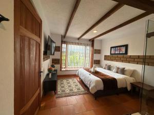 Hotel Pliosaurio Campestre,,4 star