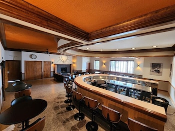 The Lodge Luxury Suites,,2 star