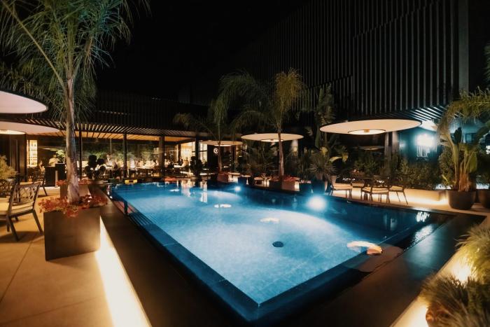 palatial suites